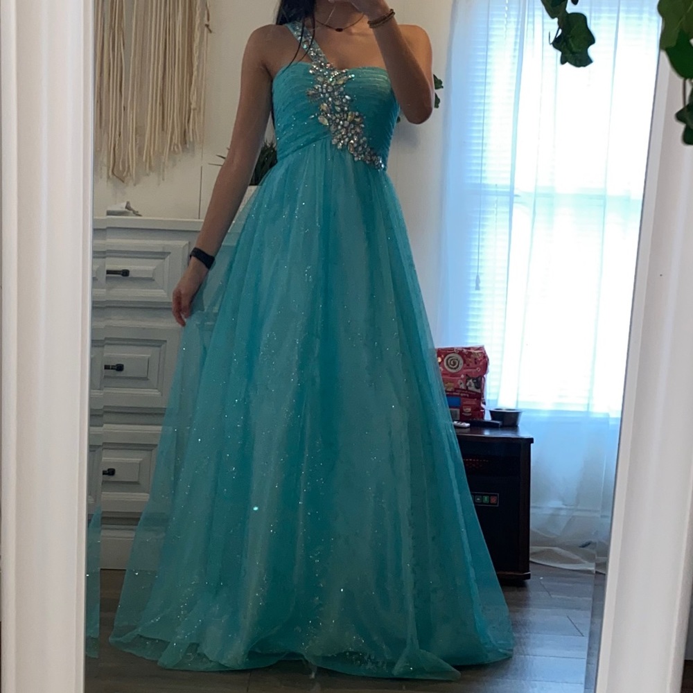 prom / pageant dress